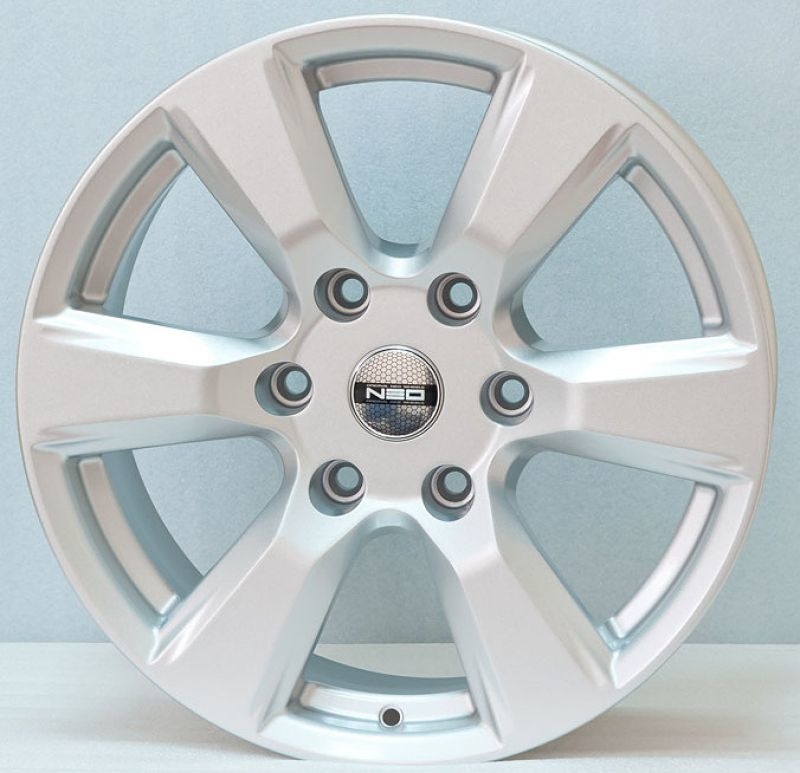 Neo 705 7.5x17/6x139.7 D106.1 ET25 Серебристый